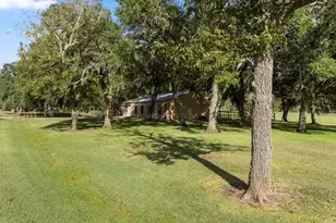 101 Oak Creek Dr, Van Vleck, TX 77482 - Photo 41