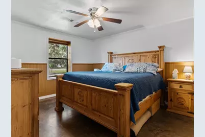 101 Oak Creek Drive, Van Vleck, TX 77482 - Photo 17