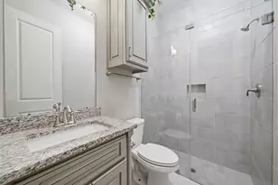 1510 Whispering Pines Dr, Houston, TX 77055 - Photo 17