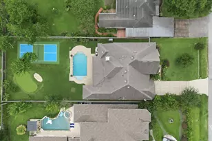 1510 Whispering Pines Dr, Houston, TX 77055 - Photo 1