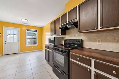 11735 Alief Clodine Road Road #50, Houston, TX 77072 - Photo 17