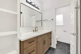 21678 County Rd 3749D, Cleveland, TX 77327 - Photo 9