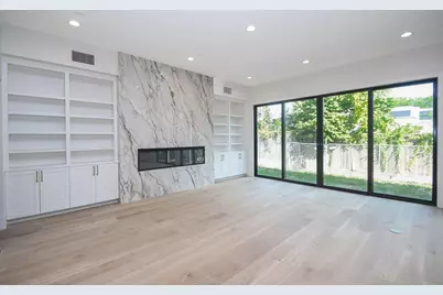 4002 Marquette Street, West University Place, TX 77005 - Photo 9