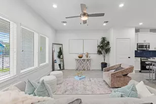 1513 Egypt St, Houston, TX 77009 - Photo 7
