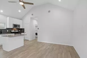 16902 Balmoral, Montgomery, TX 77316 - Photo 3