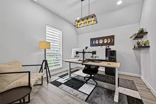 639 Malibu Pnes Dr, Katy, TX 77493 - Photo 5