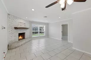 2210 Quail Hollow Dr, Bryan, TX 77802 - Photo 13
