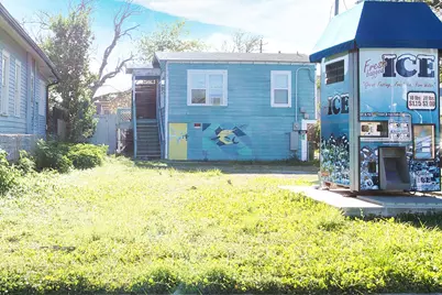 1415 39th Street, Galveston, TX 77550 - Photo 11