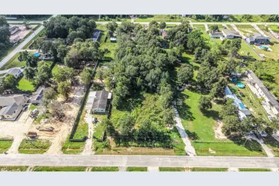 419 County Road 5011, Cleveland, TX 77327 - Photo 9