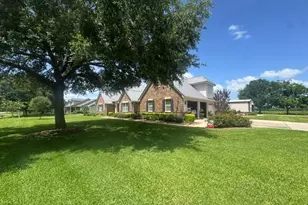 3310 River Bend Dr, Rosenberg, TX 77471 - Photo 3