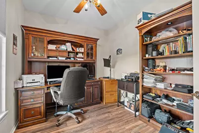 7902 S Redfish Drive, Hitchcock, TX 77563 - Photo 9