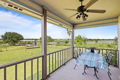7902 S Redfish Drive, Hitchcock, TX 77563 - Photo 33
