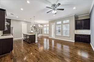 1113 W 18th St, Houston, TX 77008 - Photo 9