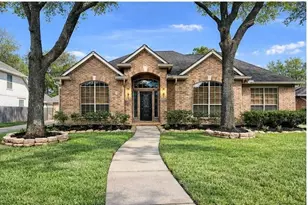 16807 Laguna Springs Dr, Houston, TX 77095 - Photo 3