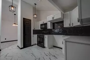 30 Crestbriar Ct, Baytown, TX 77521 - Photo 11