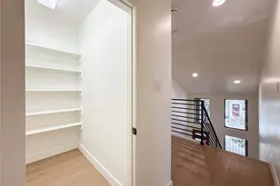 9533 Bayou Brook St, Houston, TX 77063 - Photo 23