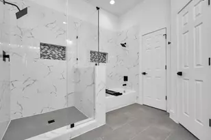 4909 Higgins St, Houston, TX 77033 - Photo 35