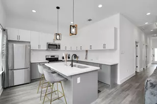 4909 Higgins St, Houston, TX 77033 - Photo 9