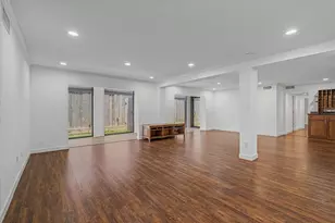 7575 Katy Fwy, Houston, TX 77024 - Photo 21