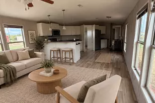 2922 N Fairway Dr, Angleton, TX 77515 - Photo 3