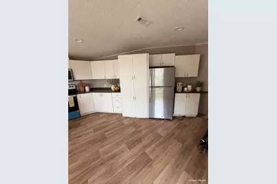 2922 N Fairway Drive, Angleton, TX 77515 - Photo 7