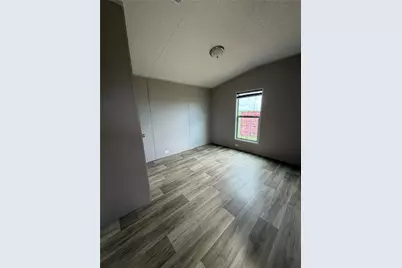 2922 N Fairway Drive, Angleton, TX 77515 - Photo 19