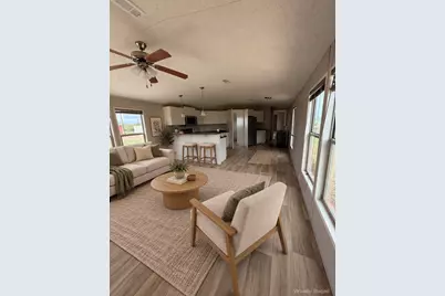 2922 N County Rd 807 Drive, Angleton, TX 77515 - Photo 3