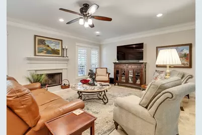 9 Robin Trail, Conroe, TX 77304 - Photo 13