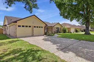 2515 Black Oak Dr, Orange, TX 77632 - Photo 3