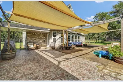 1314 Remington Court, Angleton, TX 77515 - Photo 43