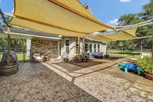 1314 Remington Ct, Angleton, TX 77515 - Photo 43