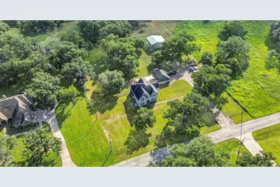 1314 Remington Court, Angleton, TX 77515 - Photo 45