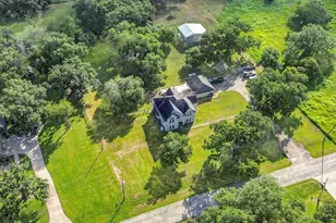 1314 Remington Ct, Angleton, TX 77515 - Photo 45