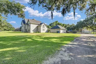 1314 Remington Ct, Angleton, TX 77515 - Photo 47