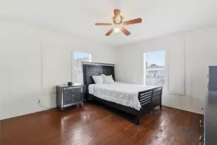 4218 Ave S, Galveston, TX 77550 - Photo 15