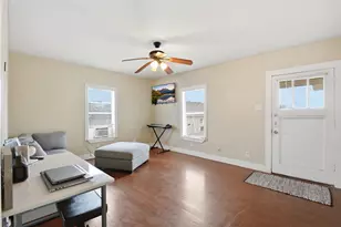 4218 Ave S, Galveston, TX 77550 - Photo 17