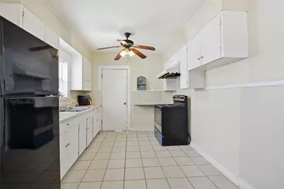 4218 Avenue Avenue S, Galveston, TX 77550 - Photo 23