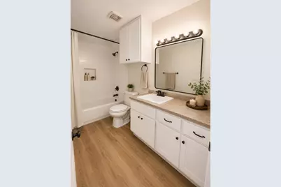 412 Breezy #3, Wharton, TX 77488 - Photo 9