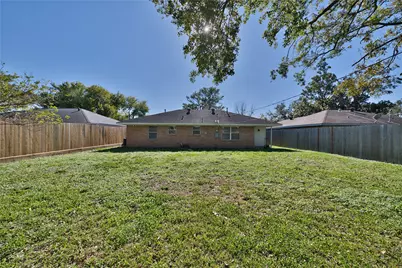 5210 De Lange Lane, Houston, TX 77092 - Photo 27