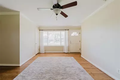 5210 De Lange Lane, Houston, TX 77092 - Photo 5