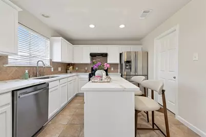 1915 Tommy Lane, Missouri City, TX 77489 - Photo 11