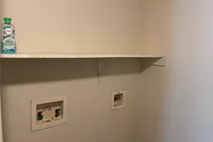 8715 Knox St, Houston, TX 77088 - Photo 11