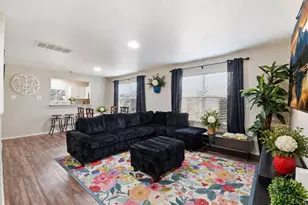 9519 Maple Green Ln, Houston, TX 77044 - Photo 7
