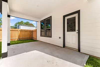 12247 Danza Drive, Willis, TX 77318 - Photo 33