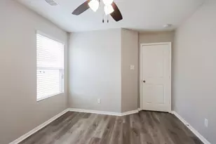 5222 Rio Dr, Baytown, TX 77521 - Photo 13