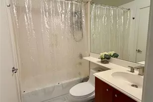 3311 Yupon St, Houston, TX 77006 - Photo 11