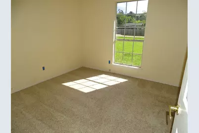 18906 Woodridge Drive, Conroe, TX 77302 - Photo 13
