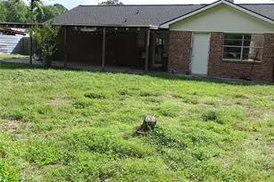 18906 Woodridge Dr, Conroe, TX 77302 - Photo 19