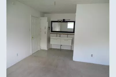 18906 Woodridge Drive, Conroe, TX 77302 - Photo 15