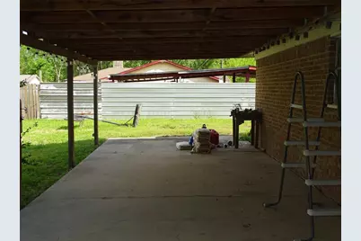 18906 Woodridge Drive, Conroe, TX 77302 - Photo 23